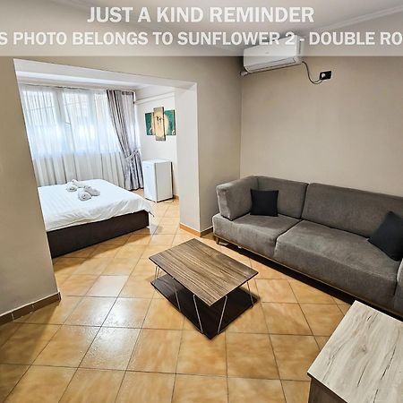 Sunflower Rooms Tirana Buitenkant foto