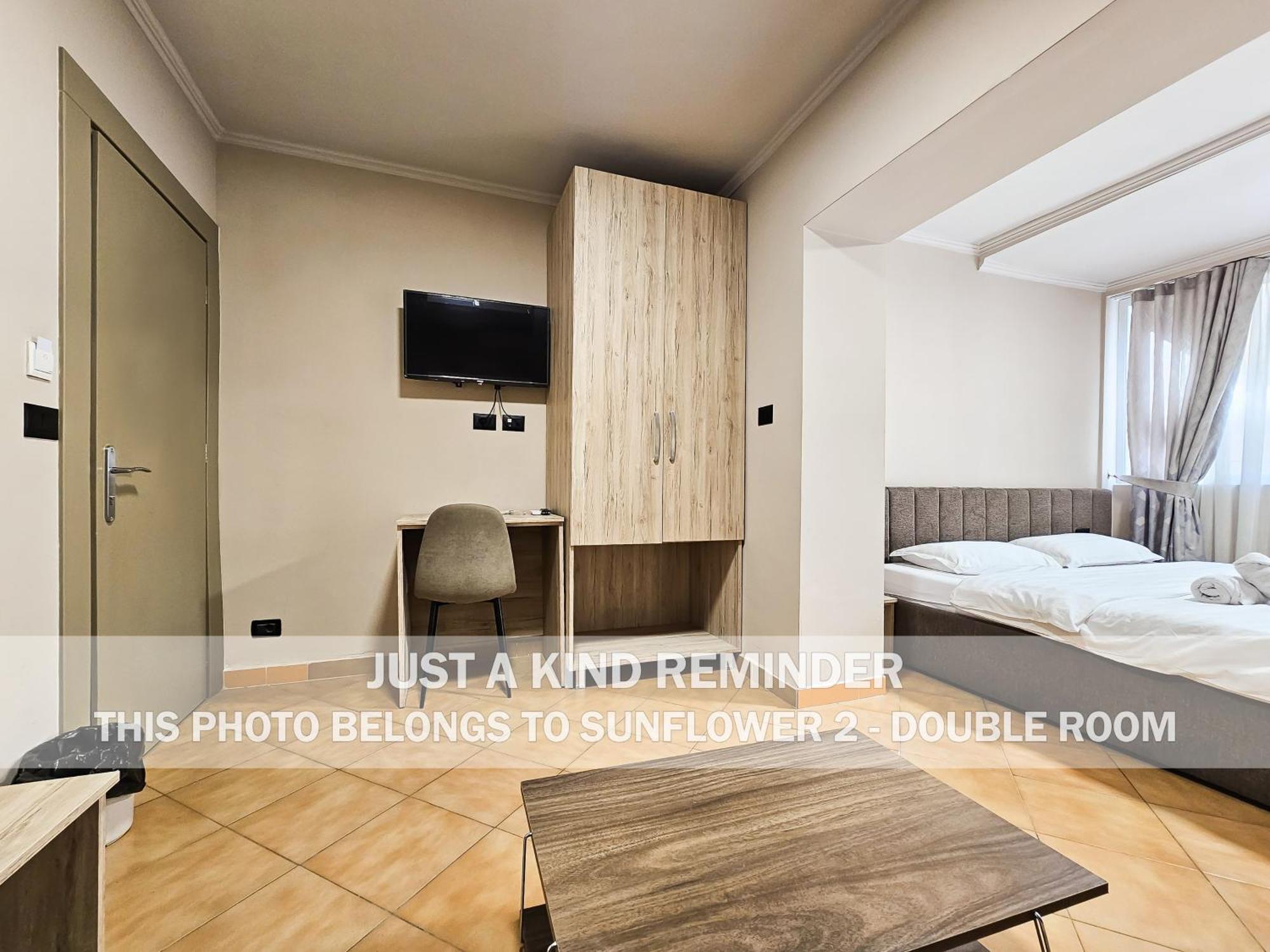 Sunflower Rooms Tirana Buitenkant foto